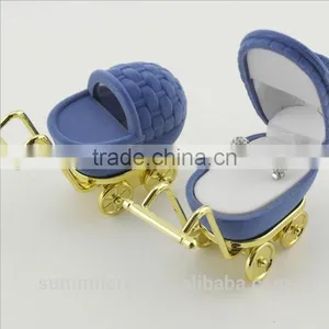 Adroable Blue Velvet Baby Stroller Antique Style Ring Box thumbnail-4