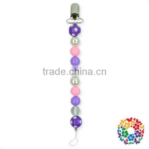 China Manufacturer Wholesale Safe Silicone Baby Soother Chain Holder Pacifier Holder Clip thumbnail-5
