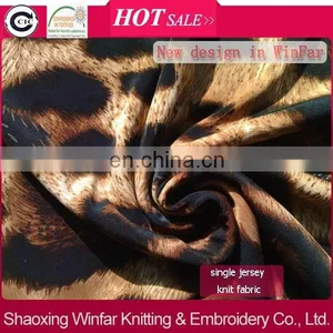 Shaoxing Winfar Textile Open End Spinning 30s Rayon Viscose Spandex Leopard Printed Fabric For Clothing thumbnail-1
