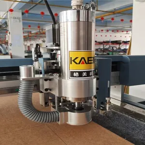 China Kaemi Acrylic Apparel Template Digital Cutter Cutting Plotters Flatbed Garment Cutter thumbnail-4