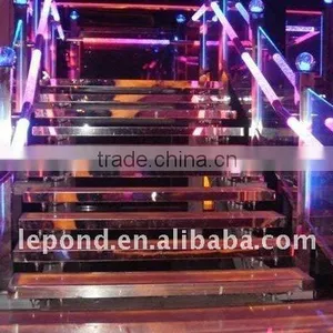 Strong and High Quality Solid Glass Stair thumbnail-1