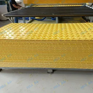 PE Paving Road Mat thumbnail-1