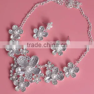 New Style Arrival Custom Jewelry Flower Plated Necklace Set Wholesale thumbnail-4