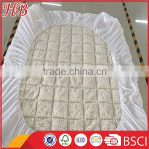 2016 Fashion Design ,100% Polyester King Size High Quality Service, Strict Inspection Different Style Plain Stitching Quilt thumbnail-6