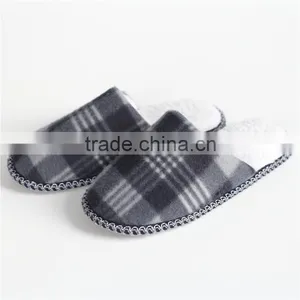 Woman and Man Single-faced Brushed Indoor Slipper thumbnail-1