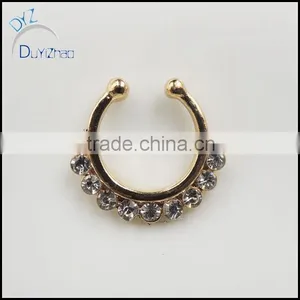 Fashion Piercing Gemmed Septum Clicker thumbnail-2