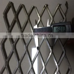 Expanded Metal Wire Mesh for Fencing for Road thumbnail-5