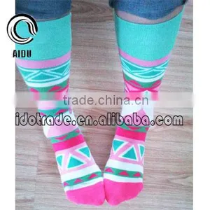 Newest Custom Design Digital Hot Sale In-Stock Socks Colorful Stripe 100% Cotton Socks thumbnail-1