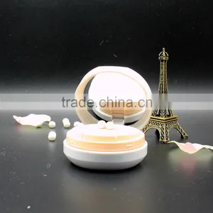 White Compact Powder Case With Mirror thumbnail-3