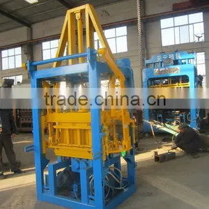 Small Semi Hydraulic Interlocking Stabilized Soil Block Molding Machine QTY3-15 Huarun Tianyuan Factory thumbnail-2