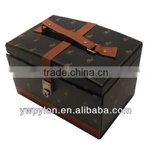 Black PU Leather Jewelry Case thumbnail-1