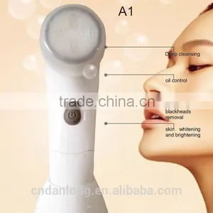 Vibrating Facail Cleansing Brush Battery Operated Face Massager thumbnail-2