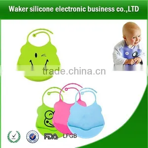 Cartoon Face Pattern Non-toxic Soft Waterproof Silicone Baby Bid With Crumb Catcher for Feeding Kids Infant thumbnail-1