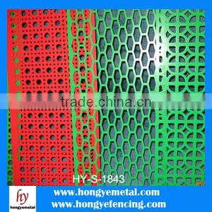 2.4mm Ulna and Radius Locking Plate System Surgical Plate Hot Selling Decorative Mini Plates 7 Holes Titanium thumbnail-2