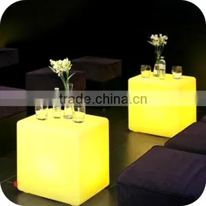 Outdoor Illuminated Waterproof Led Ice Cube Lighting With Remote Control thumbnail-2