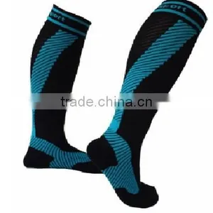 Sports Taping Stripe Compression Sport Socks thumbnail-6