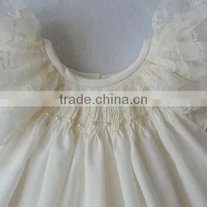 Wholeasle Little Girls Ivory Pearl Handmade Smocked Dress thumbnail-3