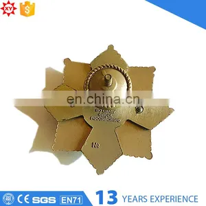 2017 Popular Custom Star Shape Metal Badge Lapel thumbnail-5