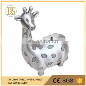 Giraffe Piggy Bank thumbnail-1