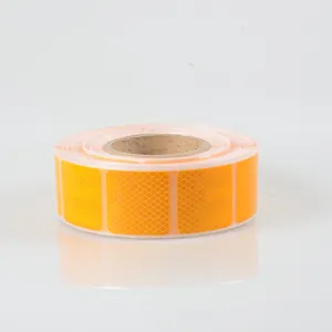 ECE-R104 European Standard Reflective Car Sticker Die-cut PC Super High-Intensity Vehicle Reflective Marking, Truck Reflective Plate thumbnail-3