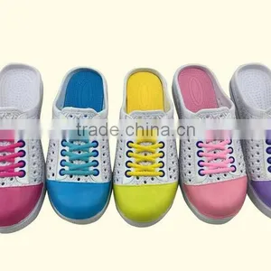 Hot Selling Products Good Quality of Clogs From China thumbnail-1