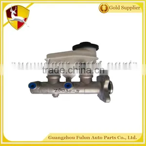 OEM 47201-04030 High Quality Man Genuine Auto Chassis Brake Master Cylinder for Toyota thumbnail-1