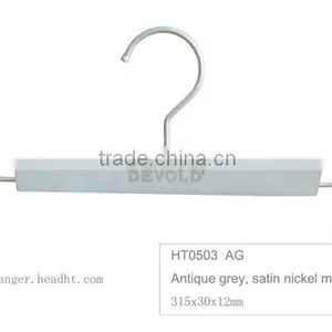 Our HEAD Basic HEAD Wooden Pants Hanger Style Wooden Bottom Metal Clips Skirt Hangers for Display thumbnail-2