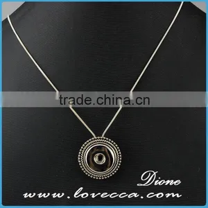 Made in China Custome Silver Button Pendant Necklace Jewelry for Sale thumbnail-1