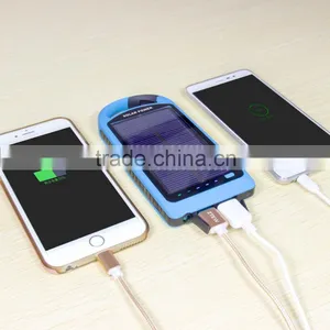 Dual USB Solar Mobile Charger, Waterproof 4000Mah-8000Mah Battery Power Bank Solar thumbnail-3