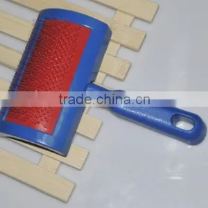 Plastic Pet Undercoat Brush thumbnail-4