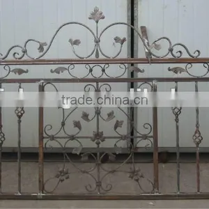 Iron Fence Design thumbnail-1