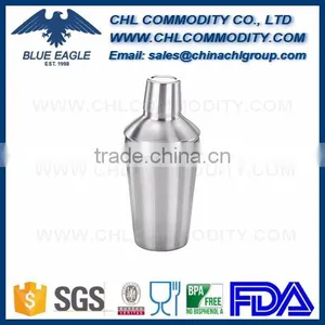 Elegant Baking Varnish Mini Cocktail Shaker thumbnail-1
