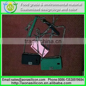 Silicone Hand Bag Phone Case With Metal Chain thumbnail-1