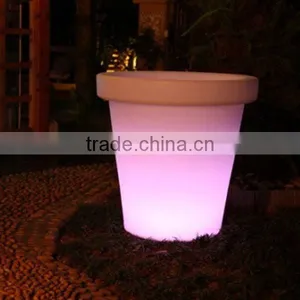 Led Lighted Outdoor Tall Flower Pot thumbnail-1