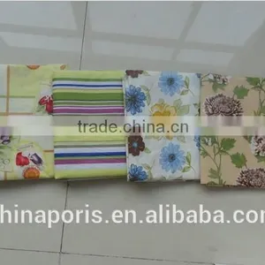 Hot Sale !!classic and Fashionable Flannel/PVC/PE Table Cloth thumbnail-1