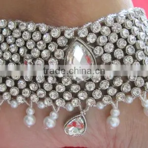 Silver Crystal Broad Payal ANKLETS Pair Feet Bracelet thumbnail-4