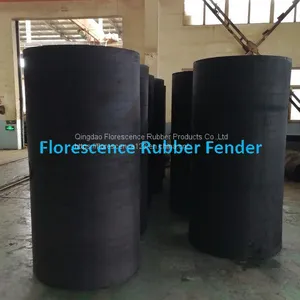 Marine Tugboat Cylindrical Rubber Fender thumbnail-1