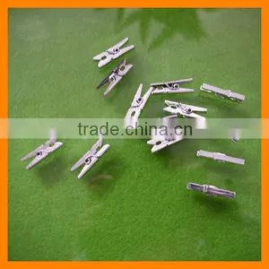 Silver Electroplate Plastic Clip thumbnail-1
