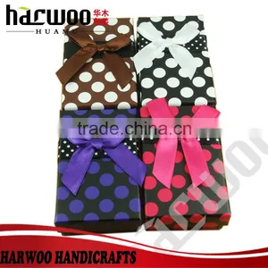 Lovely Printed Custom Design Paper Gift Box thumbnail-4