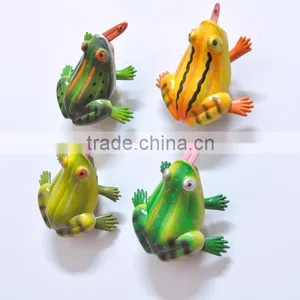 4 Inch Plastic Frog Souvenir Fridge Magnet, Permanent Magnet, Magnete di Plastica Rana,Piquet de Jardin thumbnail-1