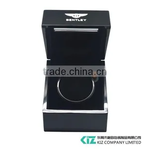 Deluxe Automatic Wooden Watch Winder With Acrylic Window thumbnail-3