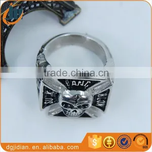 Cheap Mens The Expendables Engraved Skull Ring thumbnail-3