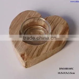 Wooden Candle Stand in Heart Shape thumbnail-1