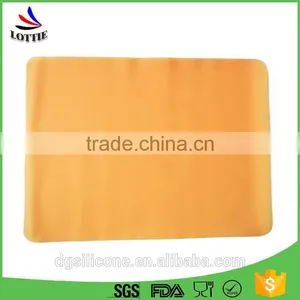 China Manufacturer Food Grade Silicone Baking Mat Set Heat Resistant Silicon Mat thumbnail-2