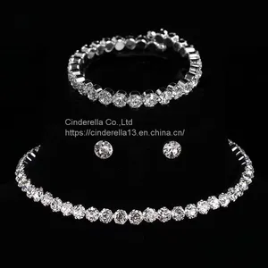 Pop Style Korean Bride Sparkling Diamond Jewelry Set Round Full Diamond Bracelet Earrings Necklace Three Sets thumbnail-1