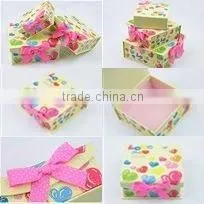 Colourful Paper Gift Box thumbnail-1