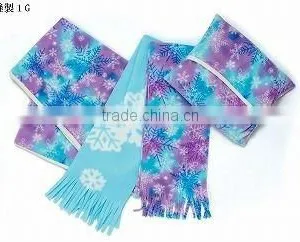 Scarves and Gloves thumbnail-1