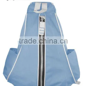 2015 Sporty Zippered Triangle Bag thumbnail-1