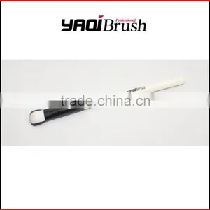 Eyeshadow Brush thumbnail-2