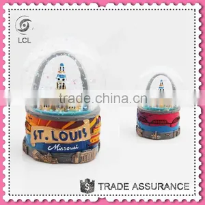 Snow Globe Souvenir for Kids, Wedding Favors Snow Globe thumbnail-1